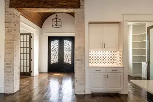 704 Glade Pk Ct, Azle, TX 76020 - Photo 8