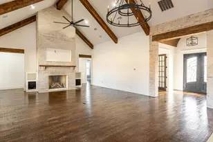 704 Glade Pk Ct, Azle, TX 76020 - Photo 10