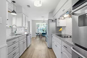 628 Huntwich Dr, Bedford, TX 76021 - Photo 12