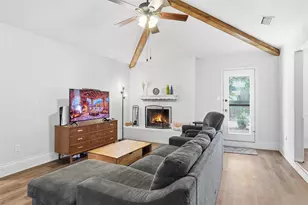 628 Huntwich Dr, Bedford, TX 76021 - Photo 4