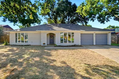 628 Huntwich Drive, Bedford, TX 76021 - Photo 1