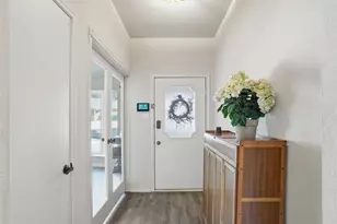 628 Huntwich Dr, Bedford, TX 76021 - Photo 8