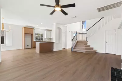 421 Ridge Meade Drive, Lewisville, TX 75067 - Photo 14