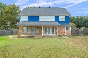 290 Sycamore St, Van, TX 75790 - Photo 32