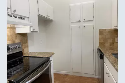 1440 Weiler Boulevard, Fort Worth, TX 76112 - Photo 4