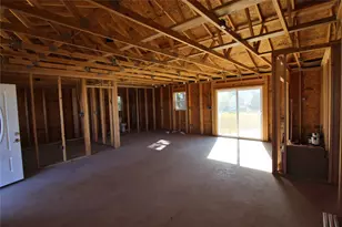 710 E Burleson Ave, Mart, TX 76664 - Photo 8