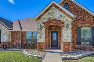 602 Christa St, Ovilla, TX 75154 - Photo 2