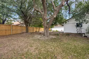 11335 Drummond Cir, Dallas, TX 75228 - Photo 24