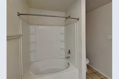 201 Dakota Ridge Drive, Fort Worth, TX 76134 - Photo 10