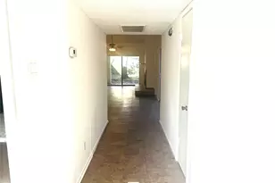 811 Pebble Beach Dr, Garland, TX 75043 - Photo 4