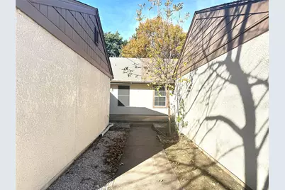 811 Pebble Beach Drive, Garland, TX 75043 - Photo 22