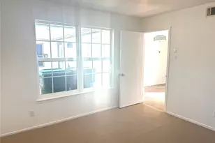 811 Pebble Beach Dr, Garland, TX 75043 - Photo 6