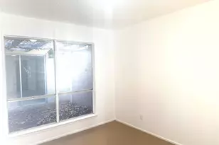 811 Pebble Beach Dr, Garland, TX 75043 - Photo 8