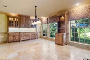 3406 Pebblebrook Dr, Tyler, TX 75707 - Photo 6