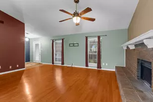 2230 Country Oaks Dr, Garland, TX 75040 - Photo 8