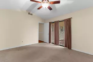 2230 Country Oaks Dr, Garland, TX 75040 - Photo 24