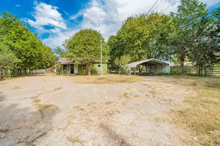 113 S Spikes Rd, Corsicana, TX 75110 - Photo 2