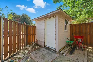 1112 Heather Ln, Carrollton, TX 75010 - Photo 36