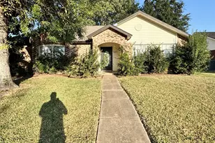 2633 Ladywood Dr, Garland, TX 75040 - Photo 2