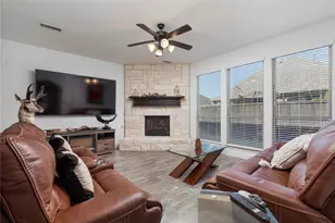 1008 Hummingbird Ct, Forney, TX 75126 - Photo 12