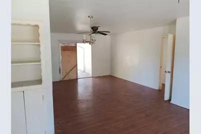 202 Brookhaven Terrace, Commerce, TX 75428 - Photo 4