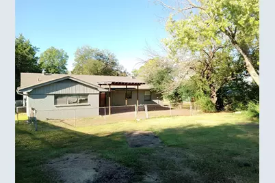 202 Brookhaven Terrace, Commerce, TX 75428 - Photo 16