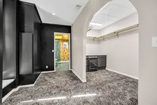 3802 S Versailles Ave, Dallas, TX 75209 - Photo 22