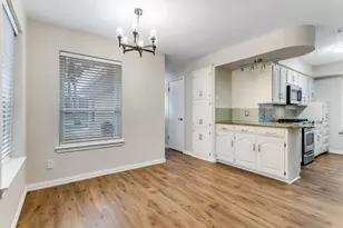 2521 Lone Star Ln, Grapevine, TX 76051 - Photo 8