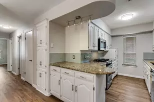 2521 Lone Star Ln, Grapevine, TX 76051 - Photo 8