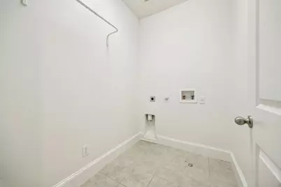 643 Senda, Irving, TX 75039 - Photo 24