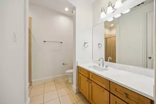 643 Senda, Irving, TX 75039 - Photo 4