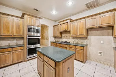 8315 Thornridge Drive, North Richland Hills, TX 76182 - Photo 14