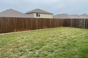 5621 McMahan Ln, Fort Worth, TX 76036 - Photo 14