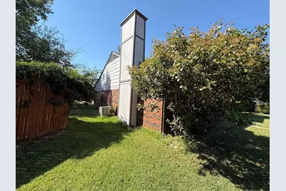 2301 Sweetbriar Court, Mesquite, TX 75150 - Photo 4