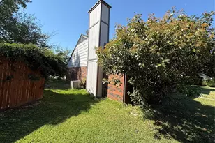 2301 Sweetbriar Ct, Mesquite, TX 75150 - Photo 4