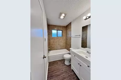 224 Valley Spring Drive, Arlington, TX 76018 - Photo 18