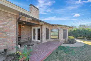 1761 Cynthia Ln, Hurst, TX 76054 - Photo 40