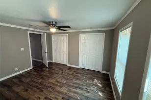 1005 Roberts St, Bowie, TX 76230 - Photo 18