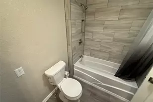 1005 Roberts St, Bowie, TX 76230 - Photo 16