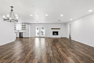 5905 Winifred Dr, Fort Worth, TX 76133 - Photo 8