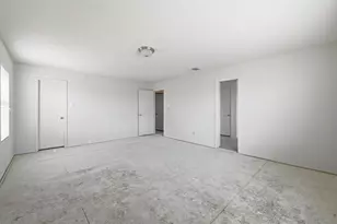 717 Redwing Dr, Saginaw, TX 76131 - Photo 18