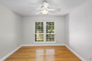 1609 Marsh Ln, Carrollton, TX 75006 - Photo 22