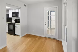 1609 Marsh Ln, Carrollton, TX 75006 - Photo 26