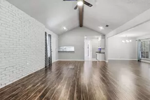 5925 Rayburn Dr, Fort Worth, TX 76133 - Photo 10