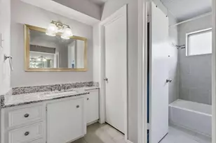 5925 Rayburn Dr, Fort Worth, TX 76133 - Photo 24