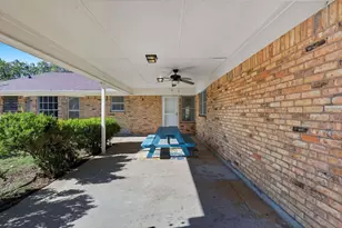 5925 Rayburn Dr, Fort Worth, TX 76133 - Photo 34