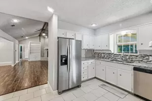 5925 Rayburn Dr, Fort Worth, TX 76133 - Photo 16