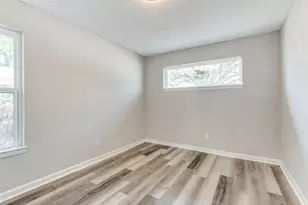 1541 Cloverdale Dr, Fort Worth, TX 76134 - Photo 10