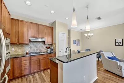 2004 Azure Pointe, Richardson, TX 75080 - Photo 2