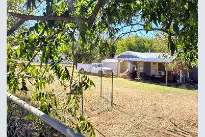 213 Blundell Street, Ranger, TX 76470 - Photo 24